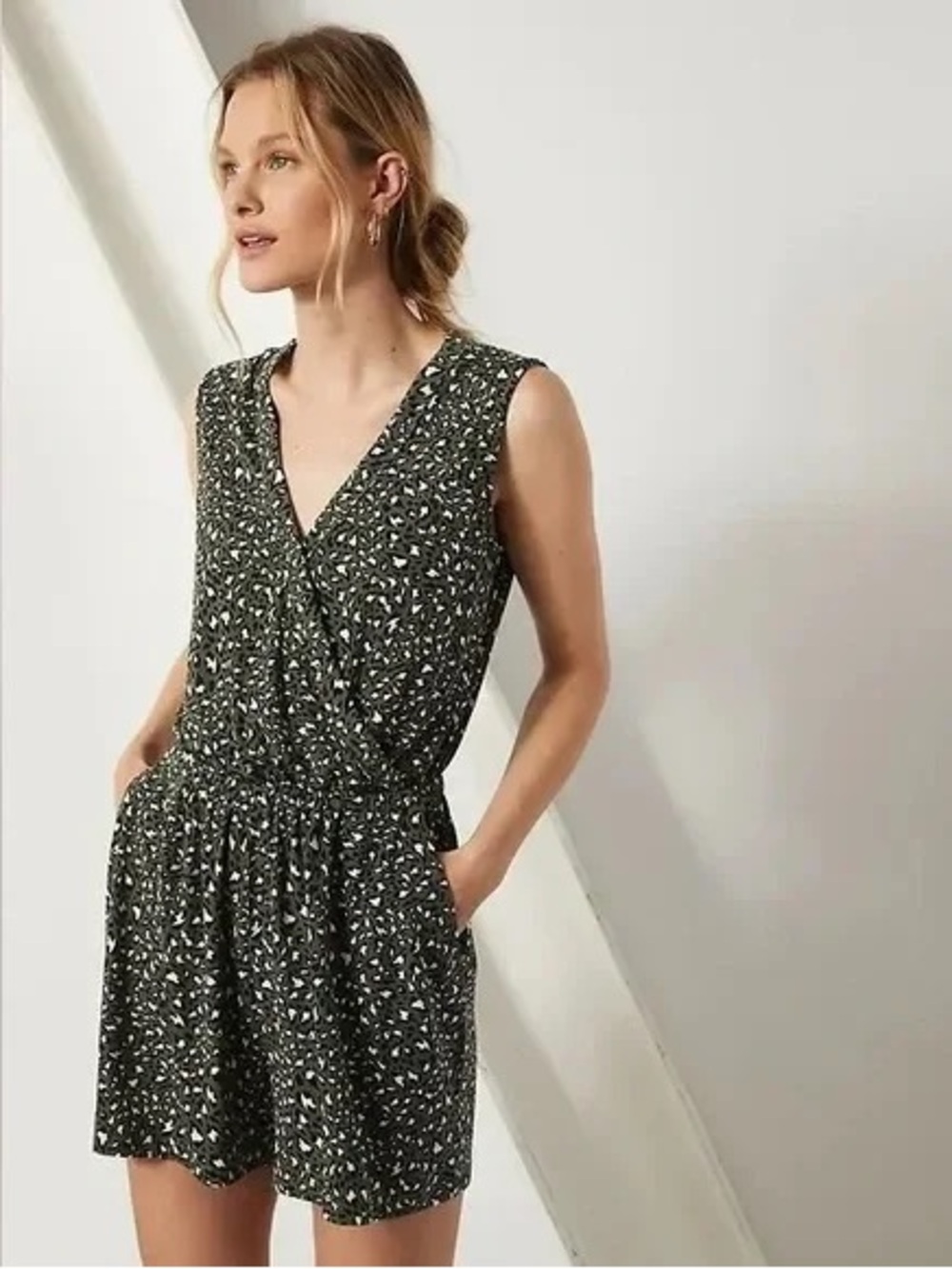 Banana Republic Leopard Print Romper – XXL